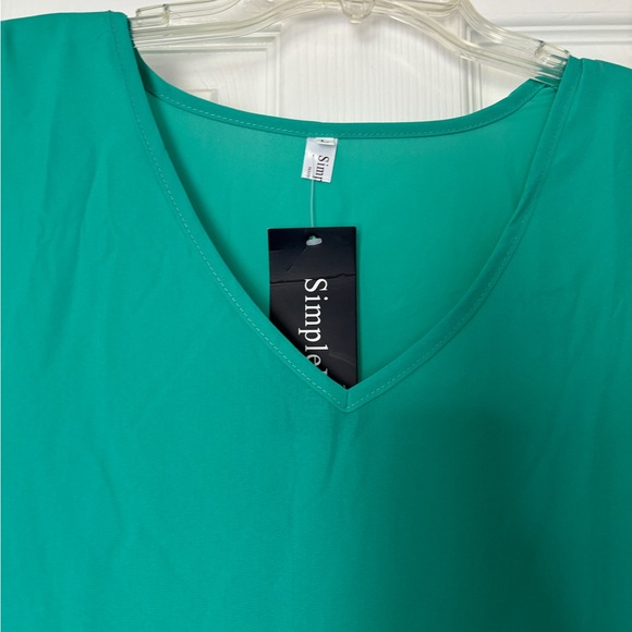 Swimsuit cover up - Picture 3 of 4